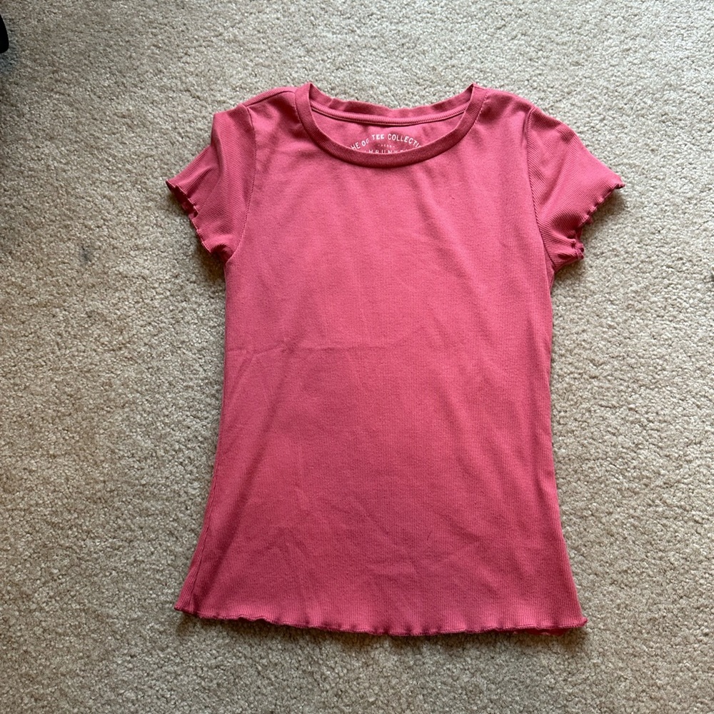 Aero pink shirt! Not cropped